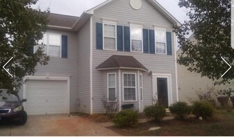 5104 Mystic Oak Dr in Browns Summit, NC - Building Photo