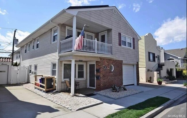 property at 113 Harding Ave