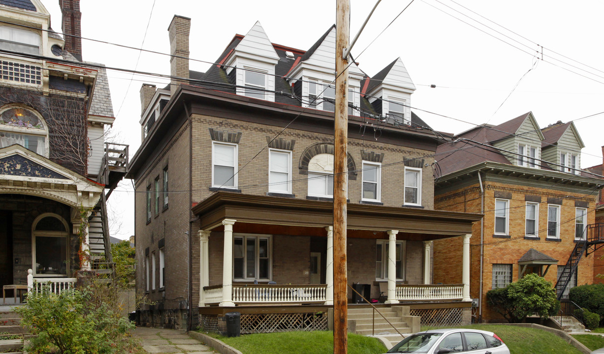 219 S Fairmount St in Pittsburgh, PA - Building Photo