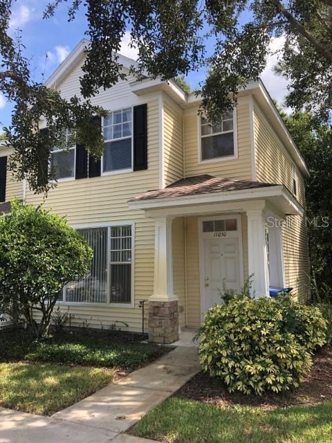 11050 Black Swan Ct in Seffner, FL - Building Photo