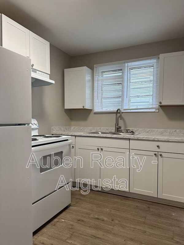 property at 1712 Central Ave