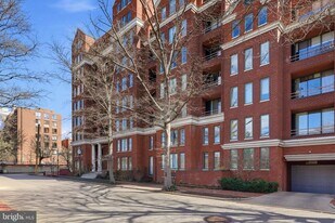 955 26th St NW in Washington, DC - Building Photo
