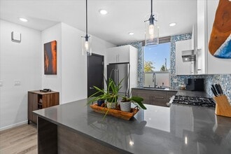 9211 15th Ave SW in Seattle, WA - Building Photo - Building Photo