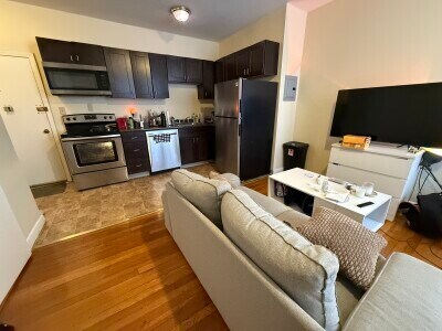 1126 Commonwealth Ave, Unit 2A