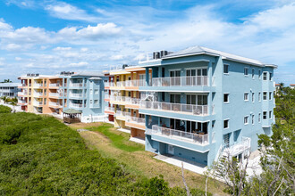 Harbourview South in Englewood, FL - Building Photo - Building Photo