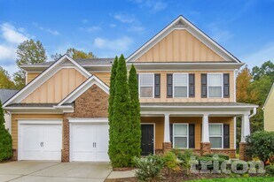 2345 Village Green Dr in Fairburn, GA - Building Photo