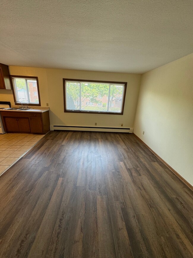 property at 464 Maryland Ave W