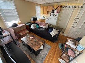 500 Cherry St, Unit 2 in Fall River, MA - Building Photo