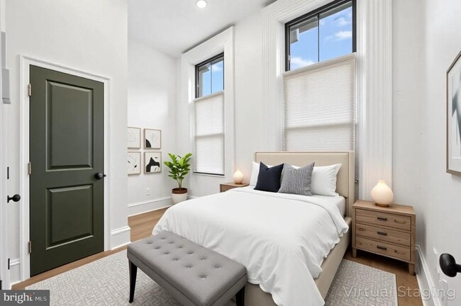 1637 W Girard Ave in Philadelphia, PA - Building Photo - Building Photo