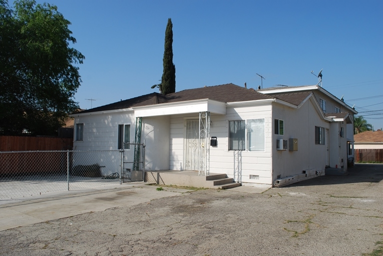 6435 Tujunga Ave in North Hollywood, CA - Building Photo