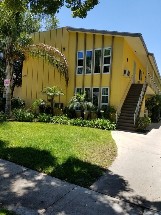 312 E Dryden St, Unit Dryden in Glendale, CA - Building Photo