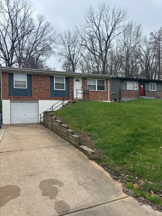 property at 7460 Blanding Dr
