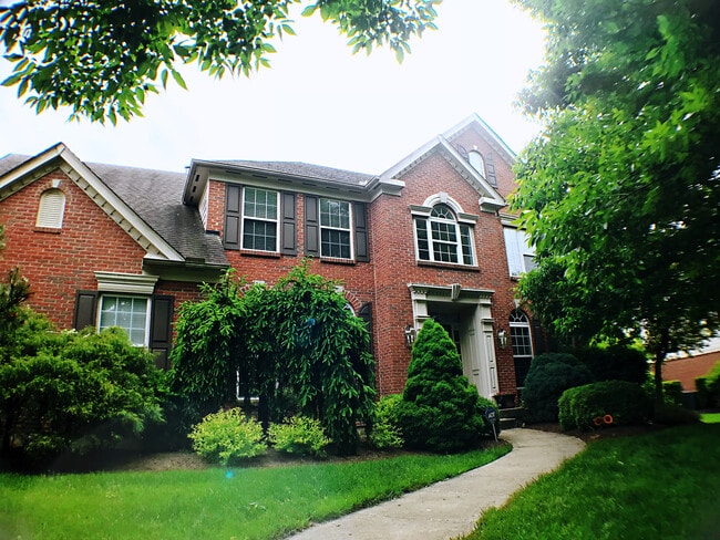 property at 1522 Heritage Lake Dr