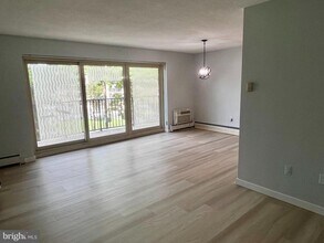 303 Chestnut St in Cherry Hill Township, NJ - Building Photo - Building Photo
