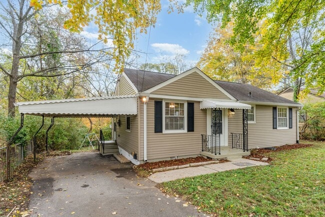 5506 Bon Air Cir in Nashville, TN - Building Photo - Building Photo