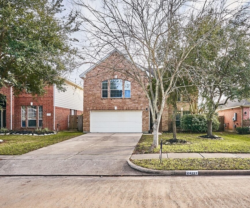 24227 Silversmith Ln in Katy, TX - Building Photo