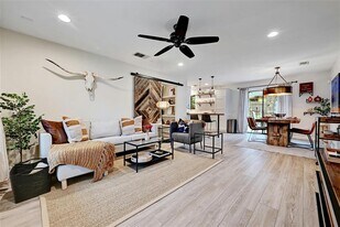 2511 Friar Tuck Ln in Austin, TX - Building Photo