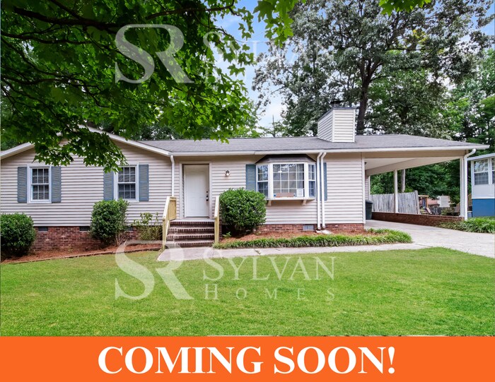 1406 Cliffwood Dr in Greensboro, NC - Building Photo
