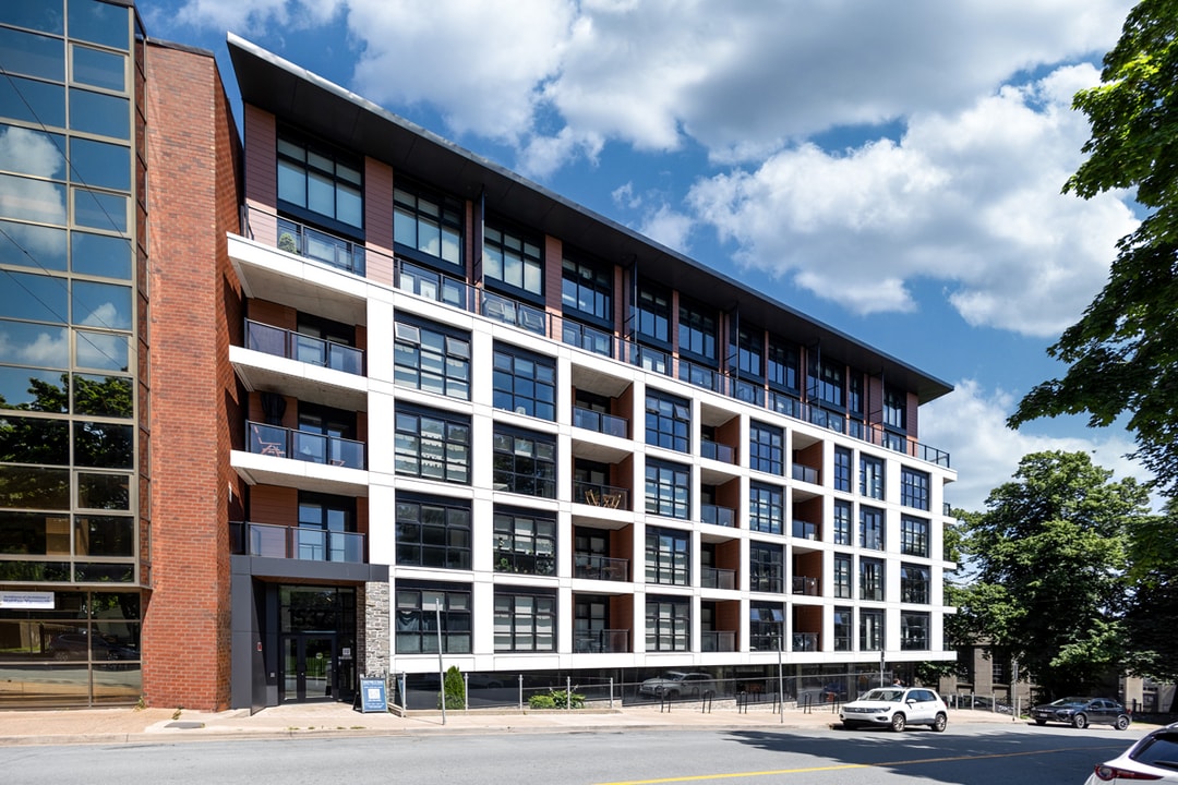1537 Brunswick St in Halifax, NS - Building Photo