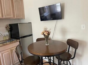 8020 Grand Central Pky, Unit 1 in East Elmhurst, NY - Building Photo - Building Photo