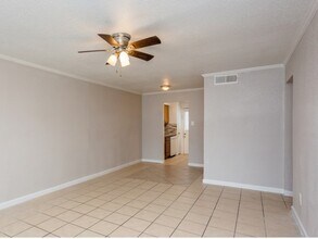 Cedar Gate in Houston, TX - Building Photo - Building Photo