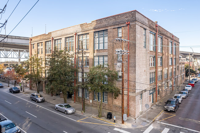 Bakery Condominiums in New Orleans, LA - Foto de edificio - Building Photo