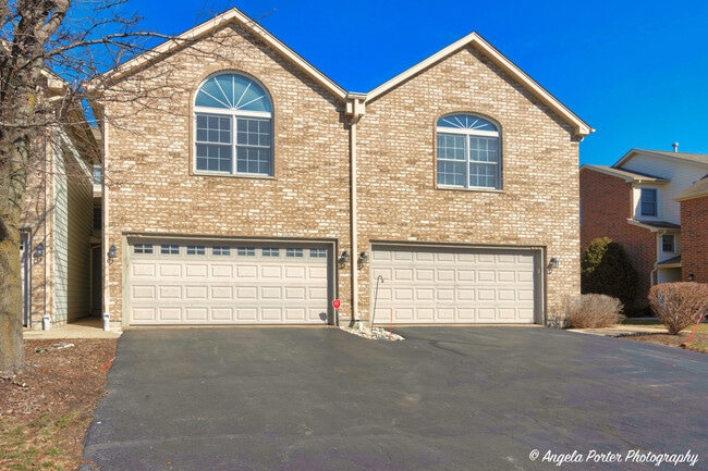 property at 5850 Fieldstone Trail