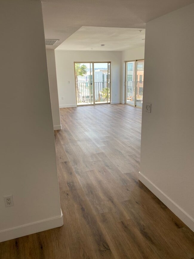 801 W Hawthorn St in San Diego, CA - Building Photo - Building Photo