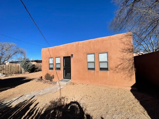 property at 536 W Alameda St