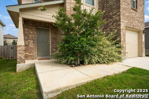 1141 Barn Swallow Wy in San Antonio, TX - Building Photo - Building Photo
