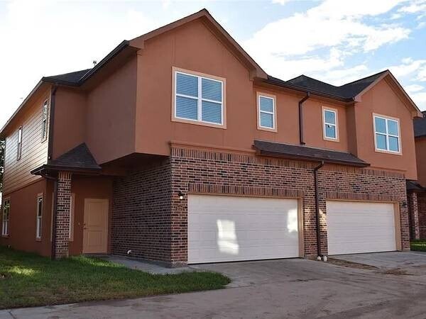 2126 Abiding Grace Cir, Unit 1511 in Missouri City, TX - Building Photo