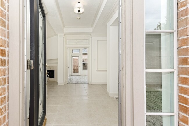 15 Rockledge Dr