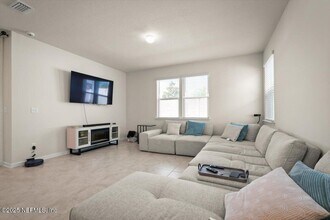 7194 Red Timber Rd in Jacksonville, FL - Building Photo - Building Photo