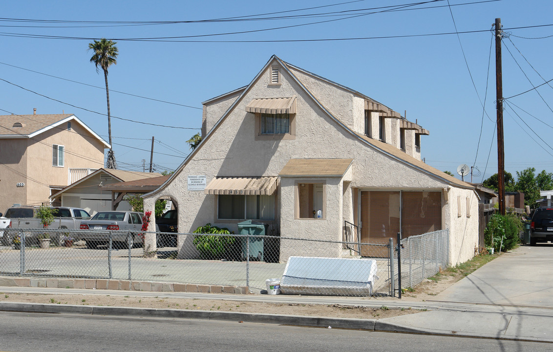 453 Hill St in Oxnard, CA - Foto de edificio