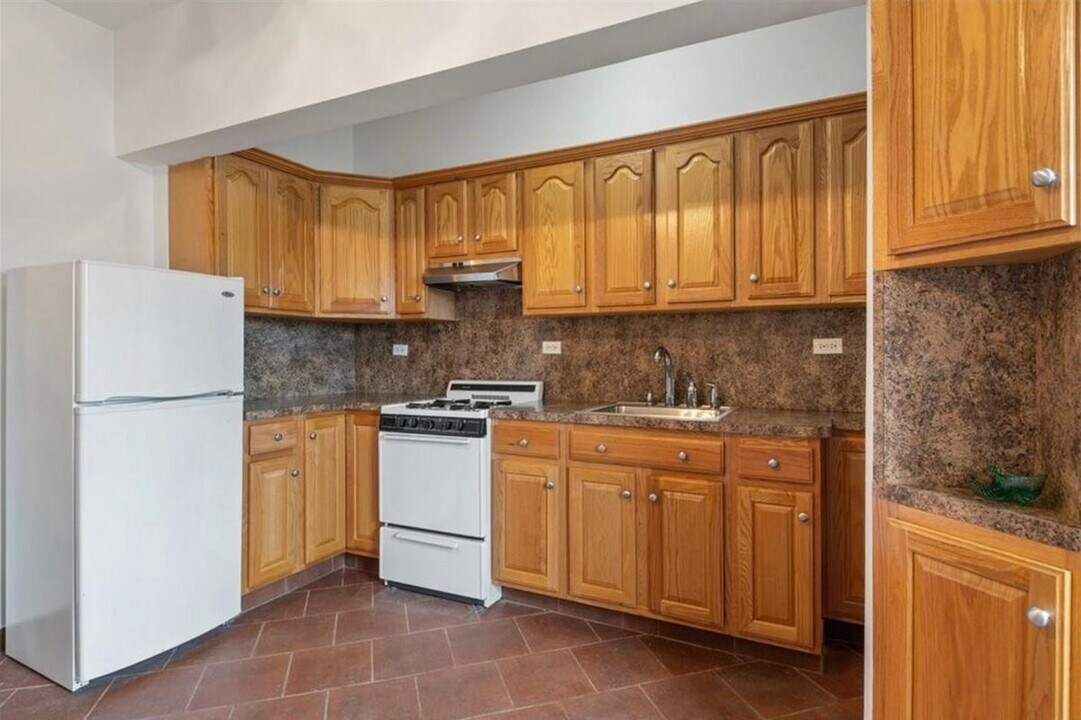 1869 Mayflower Ave in Bronx, NY - Building Photo