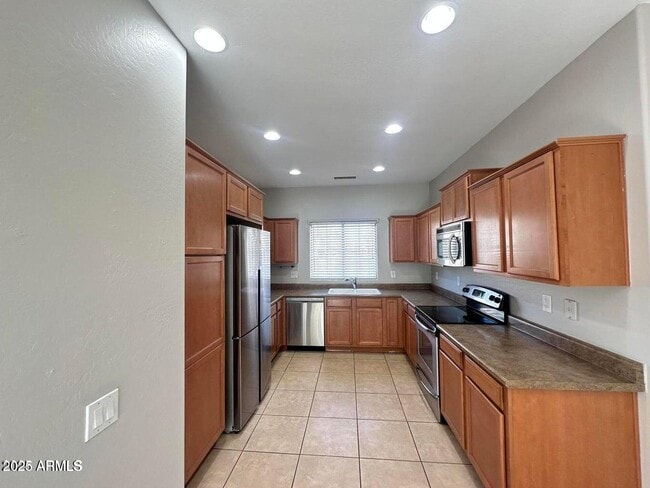 2332 N 84th Dr in Phoenix, AZ - Building Photo - Building Photo