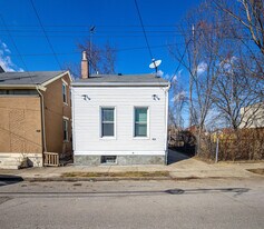 422 Watkins St in Covington, KY - Building Photo