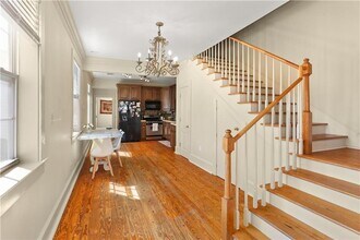 6050 Laurel St in New Orleans, LA - Building Photo - Building Photo