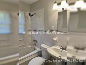 3929 Crossvale Rd in Stonecrest, GA - Building Photo - Building Photo