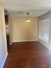 414 Mariner Dr in Victoria, TX - Foto de edificio - Building Photo