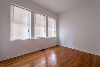 10719 S Calumet Ave Chicago, IL 60628 in Chicago, IL - Building Photo - Building Photo