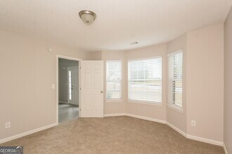 1930 Boulder Gate Dr in Ellenwood, GA - Building Photo - Building Photo