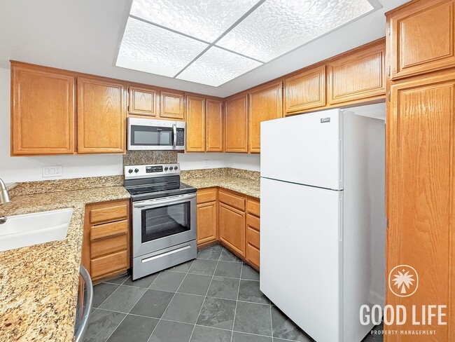 4140 Caminito Davila in San Diego, CA - Building Photo - Building Photo