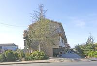 518 Avenue Alhambra in Half Moon Bay, CA - Foto de edificio - Building Photo