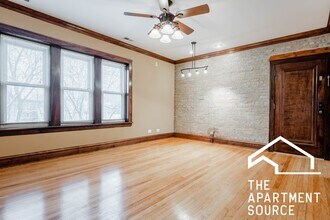 2920 W Cullom Ave in Chicago, IL - Building Photo - Building Photo