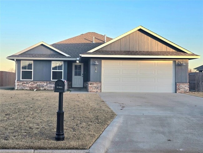 property at 516 Horizon Dr