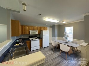 6421 Sunman Rd in Charlotte, NC - Building Photo - Building Photo