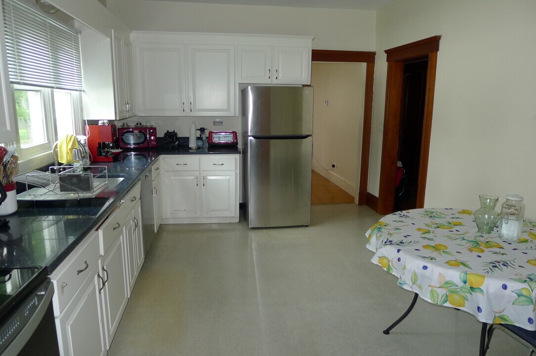 84 Payson Rd, Unit 84 Payson Road in Belmont, MA - Building Photo