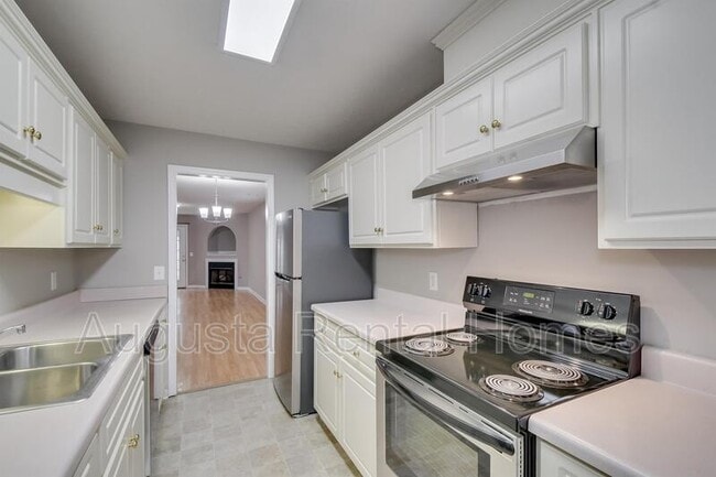 property at 101 Kelly Dr