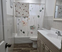 11954 SW 181st Terrace in Miami, FL - Building Photo - Building Photo